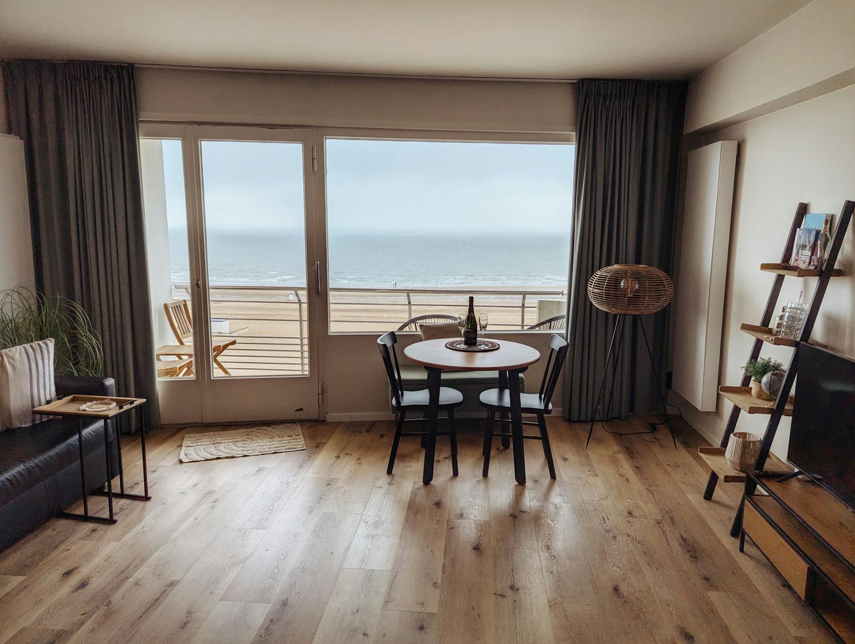 Beach apartment with ocean view balcony, self-contained accommodation along Adelaide's coastline