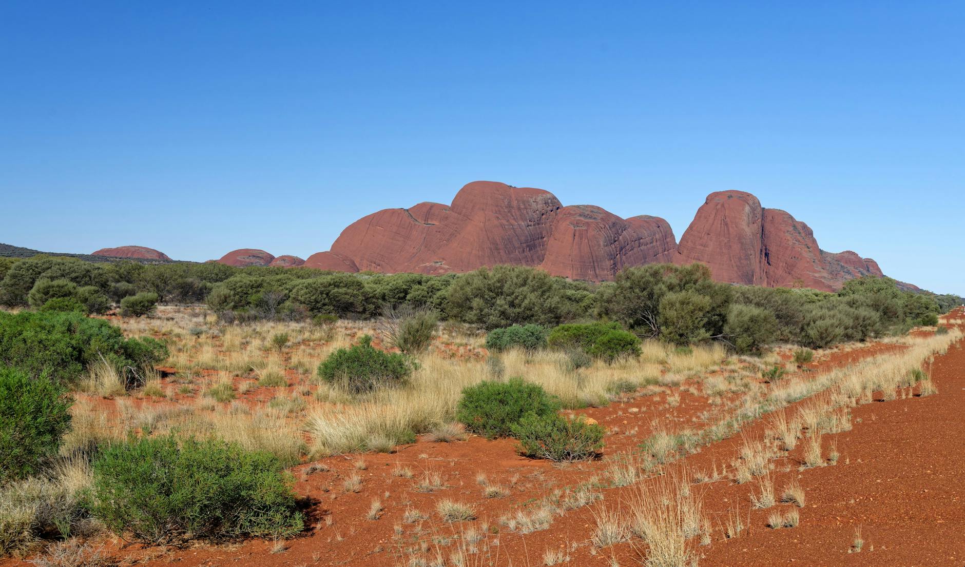 Red outback mountain ranges stretching to the horizon in the Flinders Ranges