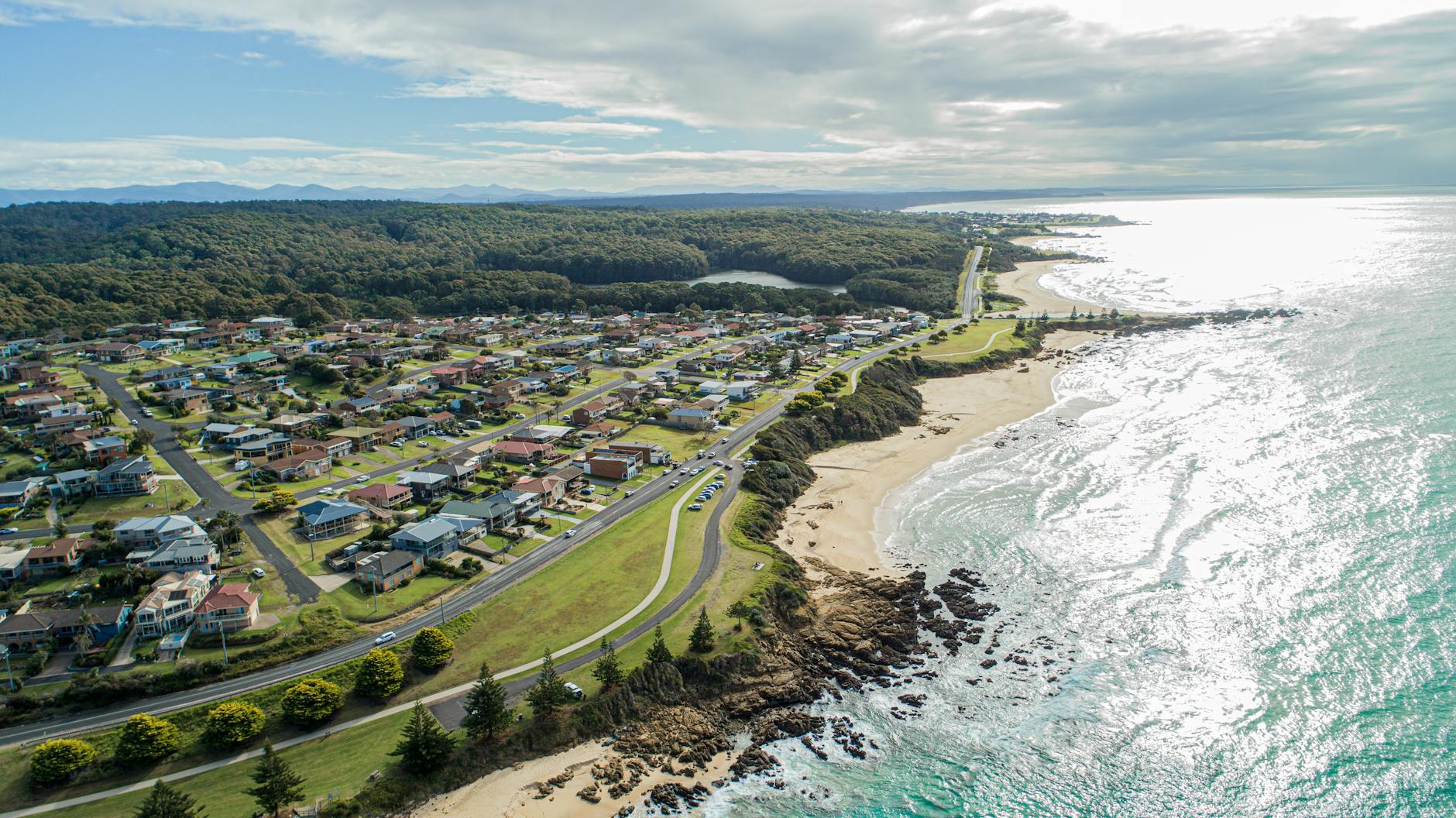 Glenelg Accommodation: Best Hotels & Stays by the Beach 2026