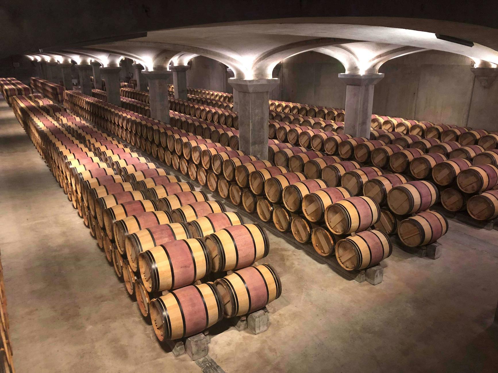 Adelaide Hills winery cellar door with vineyard views near Hahndorf